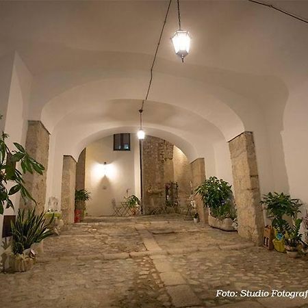 Casa Vacanze - Franco Ed Enza Bed & Breakfast San Gregorio Magno Ngoại thất bức ảnh