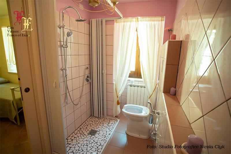 Casa Vacanze - Franco Ed Enza Bed & Breakfast San Gregorio Magno Ngoại thất bức ảnh