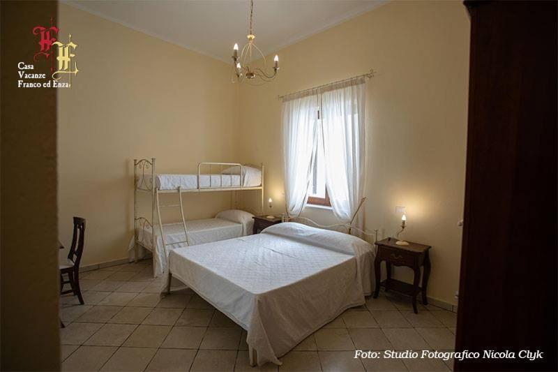 Casa Vacanze - Franco Ed Enza Bed & Breakfast San Gregorio Magno Ngoại thất bức ảnh